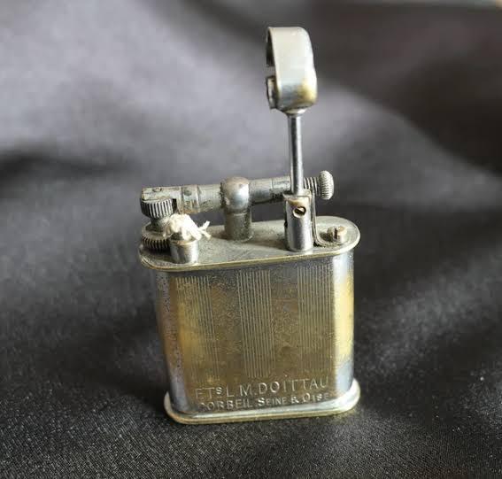 troc de troc rechercher encien briquet essence image 0