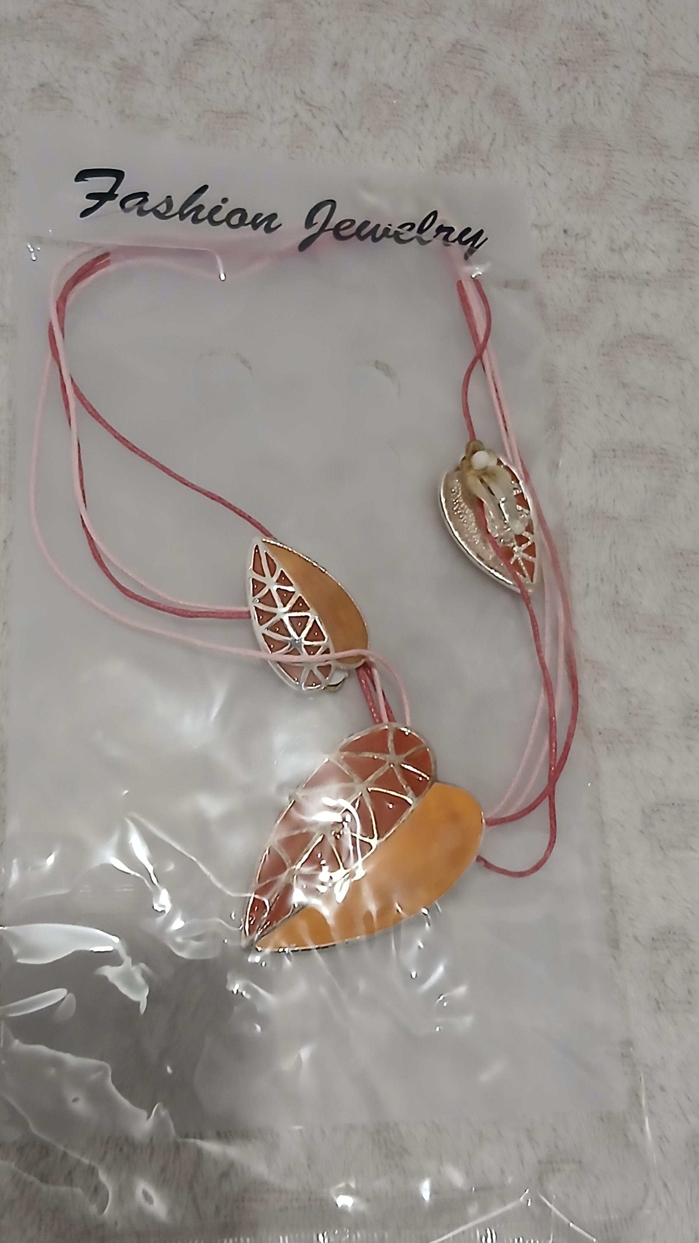 troc de troc reserver duvers troc collier femme image 0