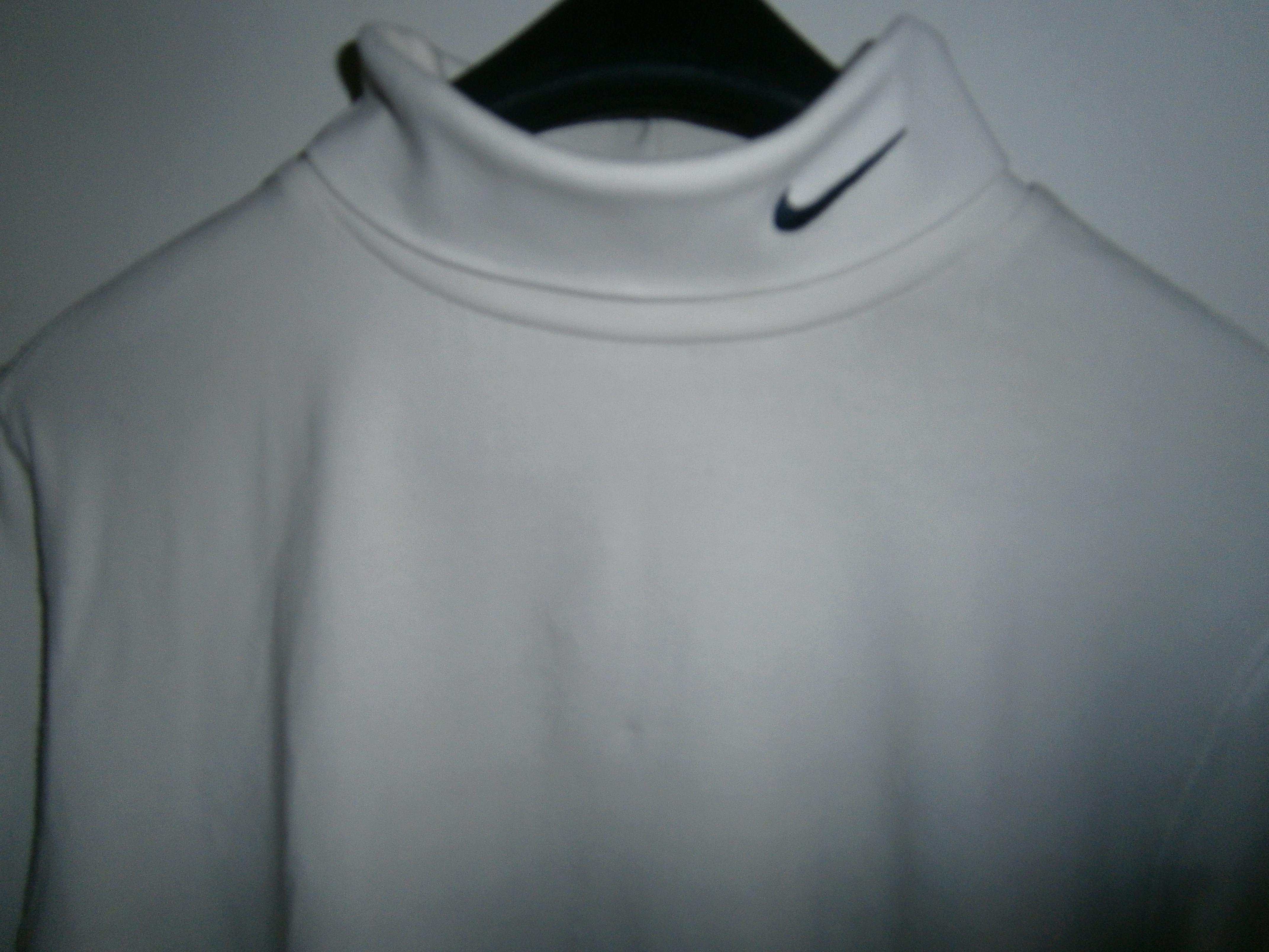 troc de troc tee-shirt s nike *reserve* image 0