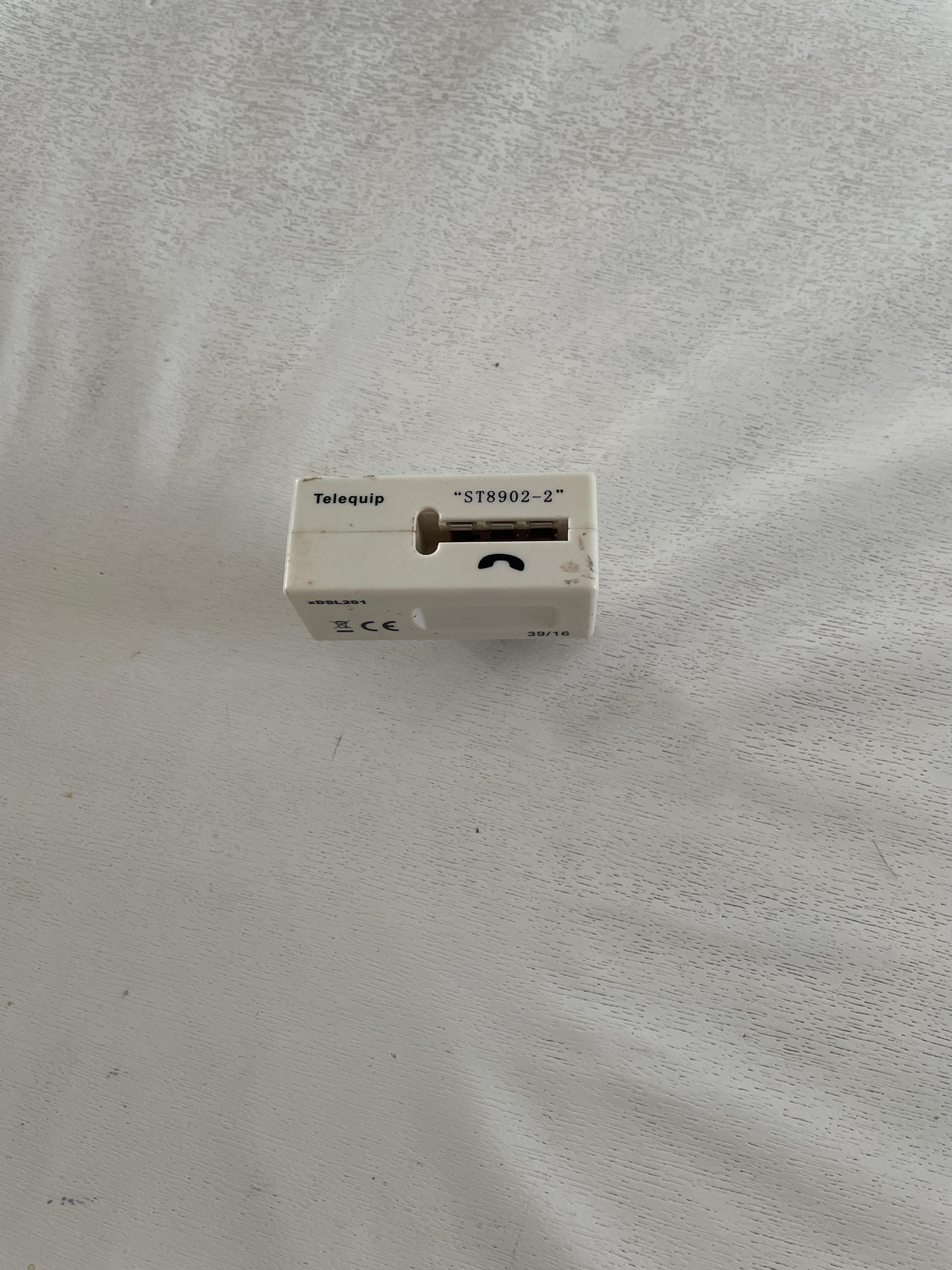 troc de troc prise téléphone image 0