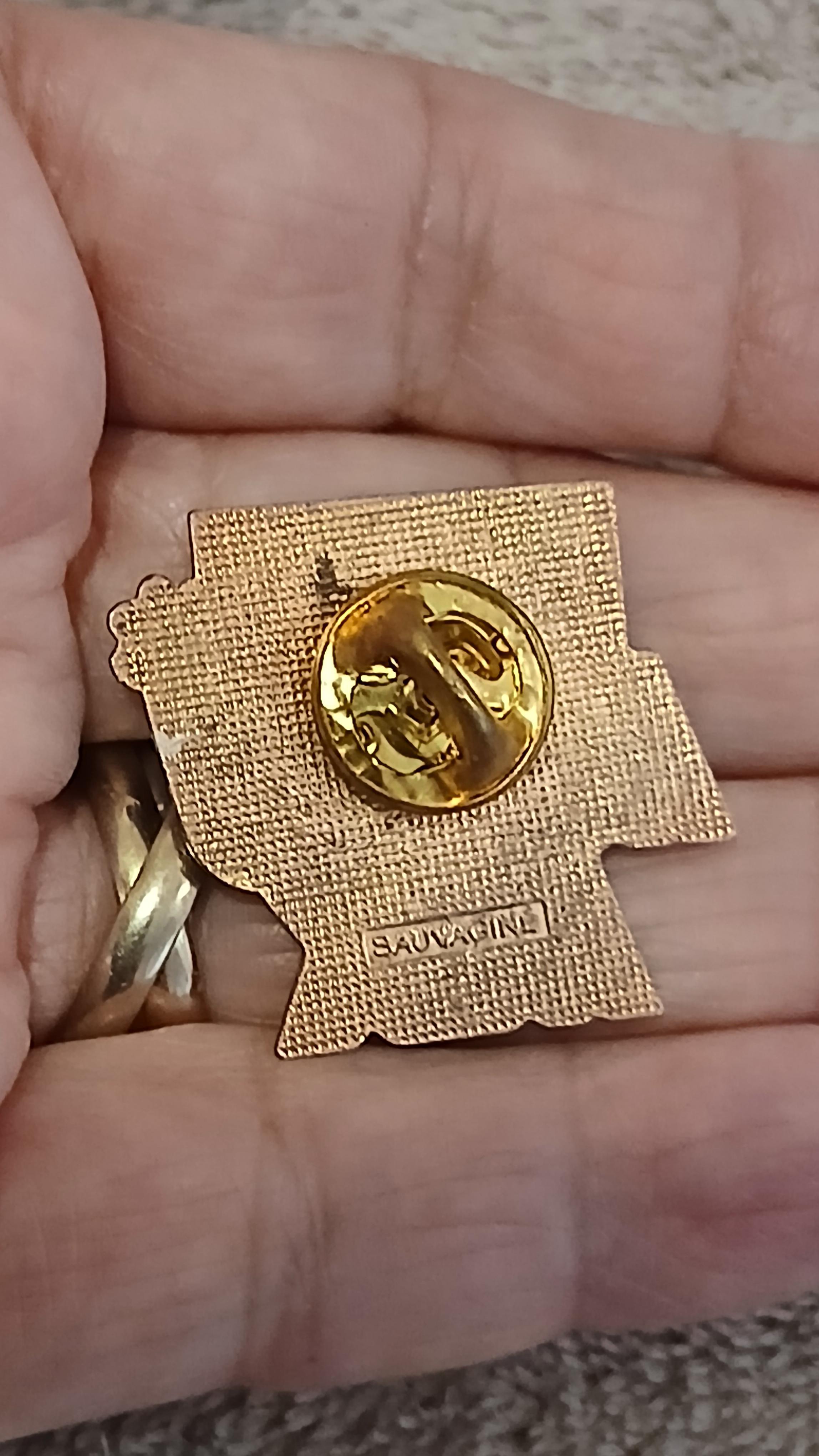 troc de troc reserver sophie un pins image 1