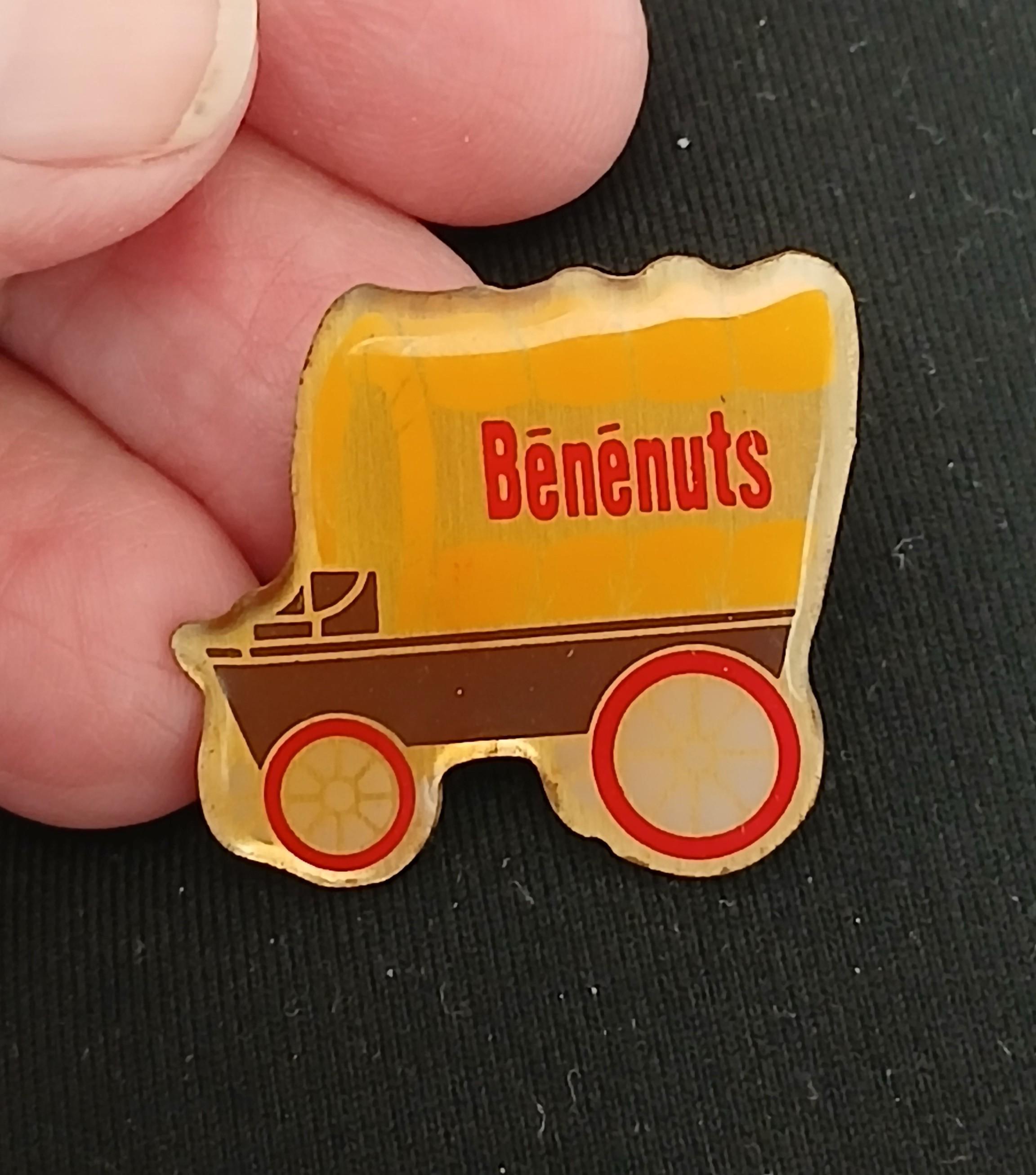 troc de troc un pins ' benenuts ' image 1