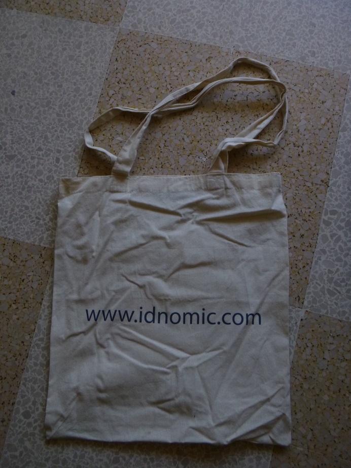 troc de troc tote bag image 0