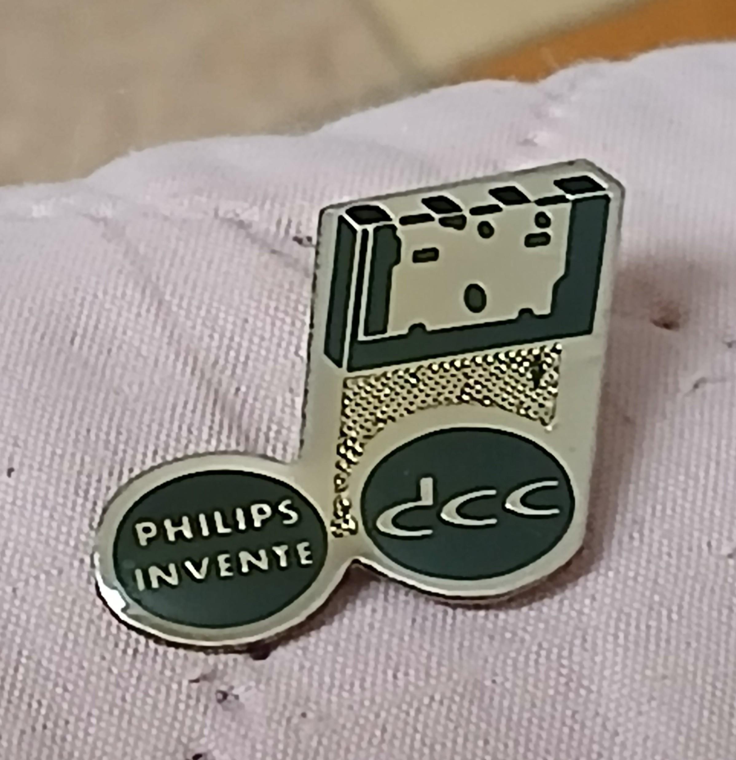 troc de troc un pins image 1