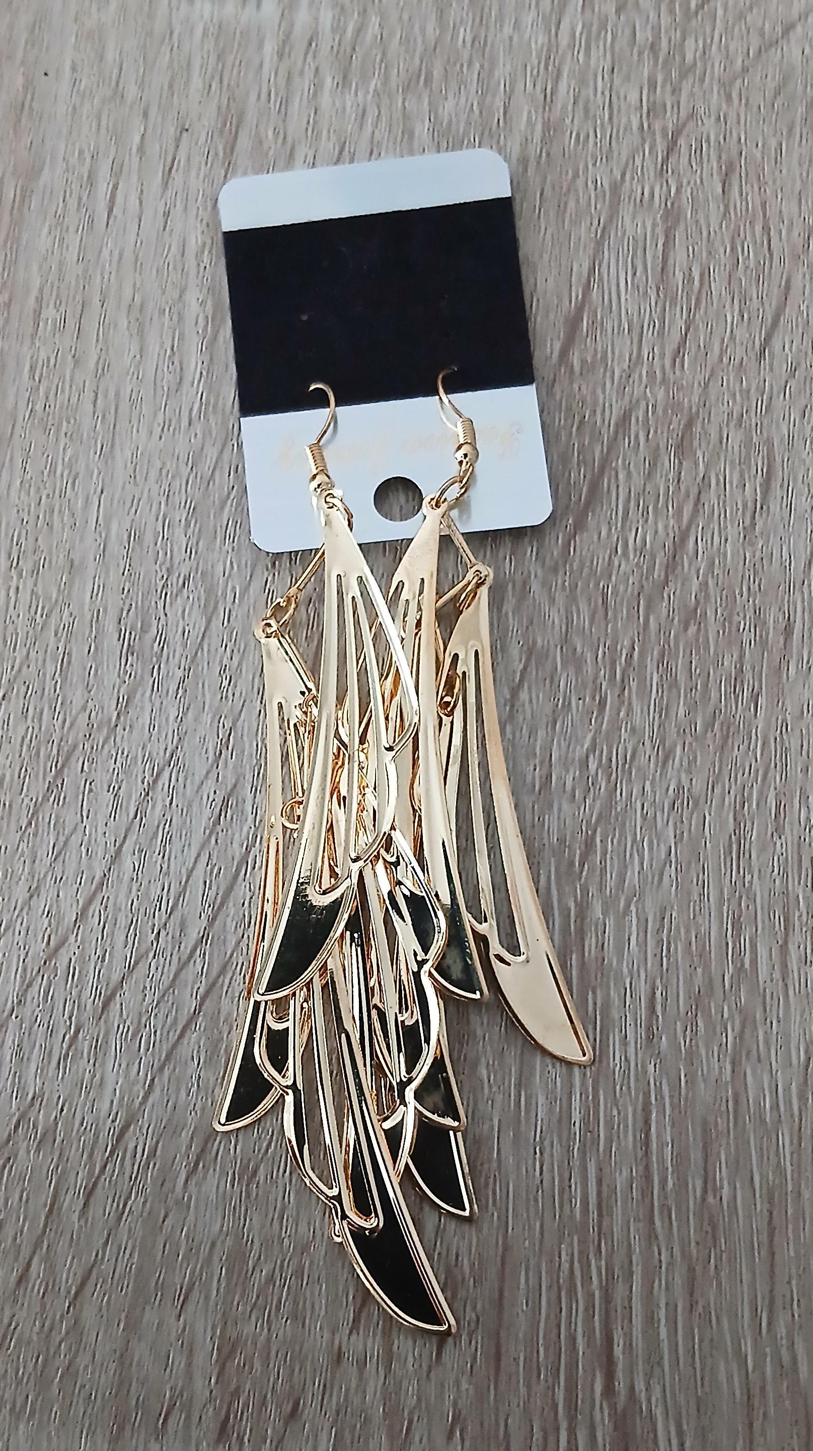 troc de troc une paire de boucle d oreille image 0