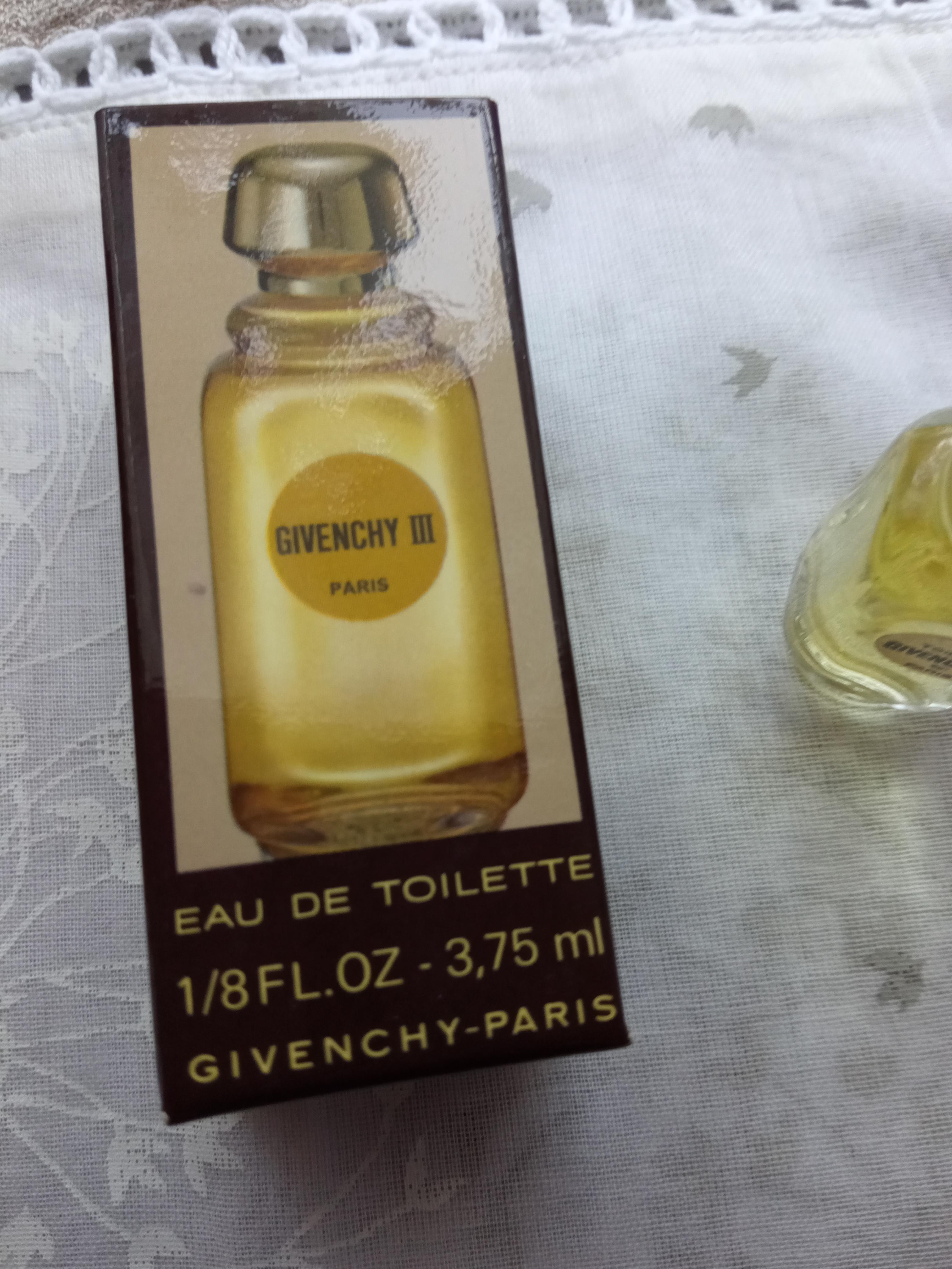 troc de troc reserve miniature givenchy iii image 1