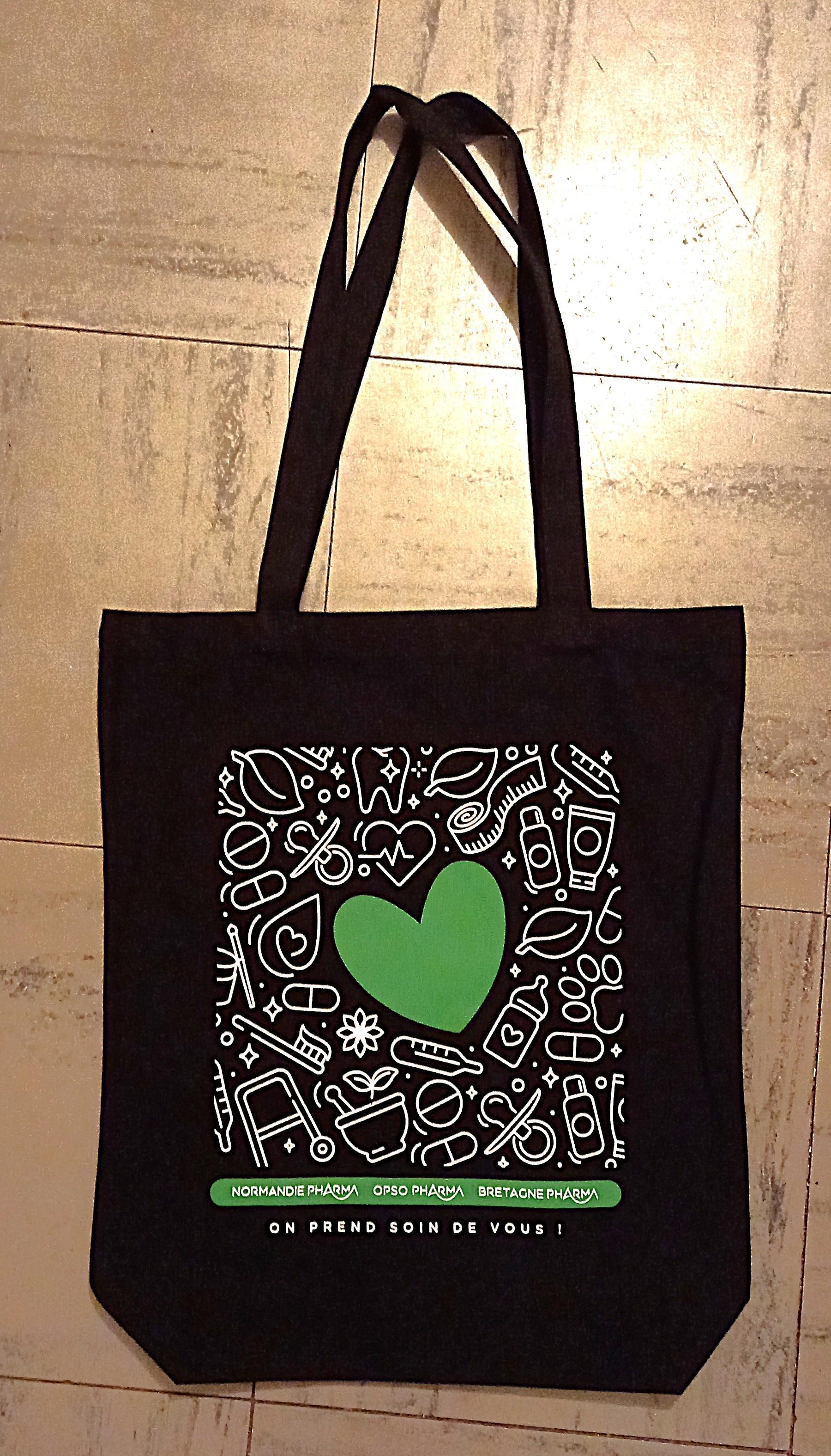 troc de troc tote bag. image 0