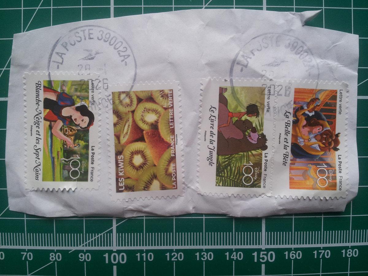 troc de troc lot 4 timbres france disney et fruits image 0