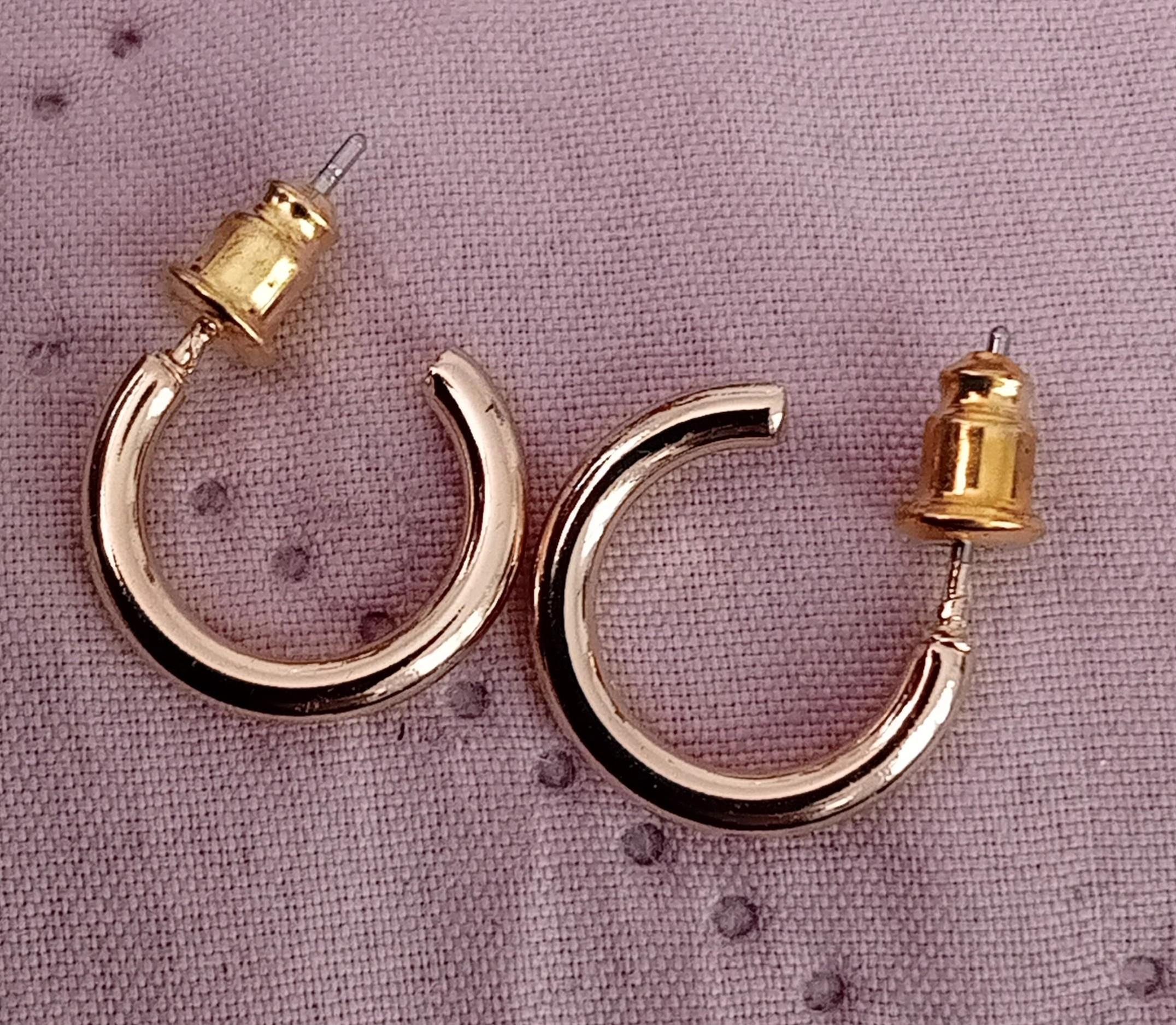 troc de troc boucle d'oreille femme image 1