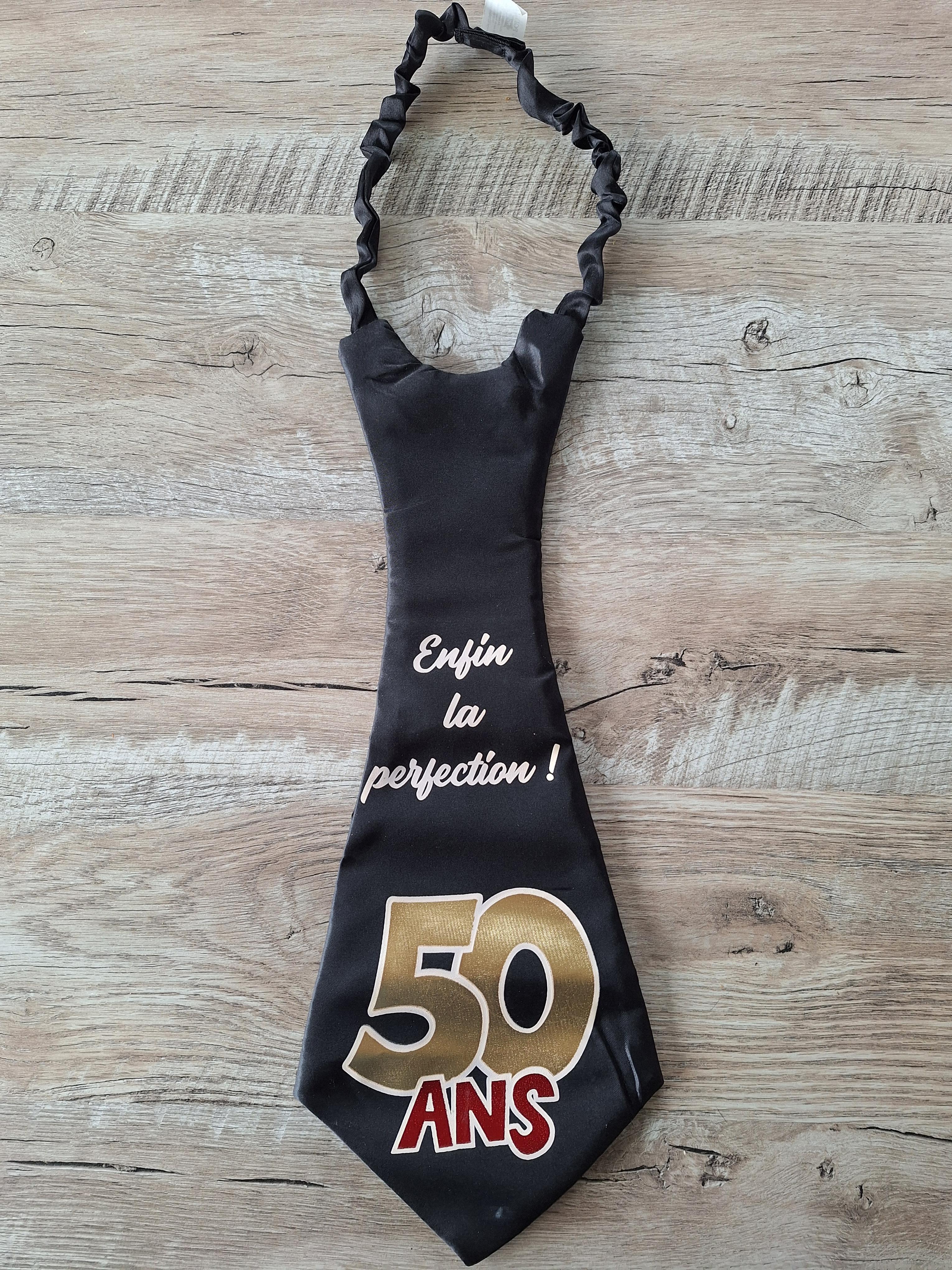 troc de troc cravate 50 ans image 0