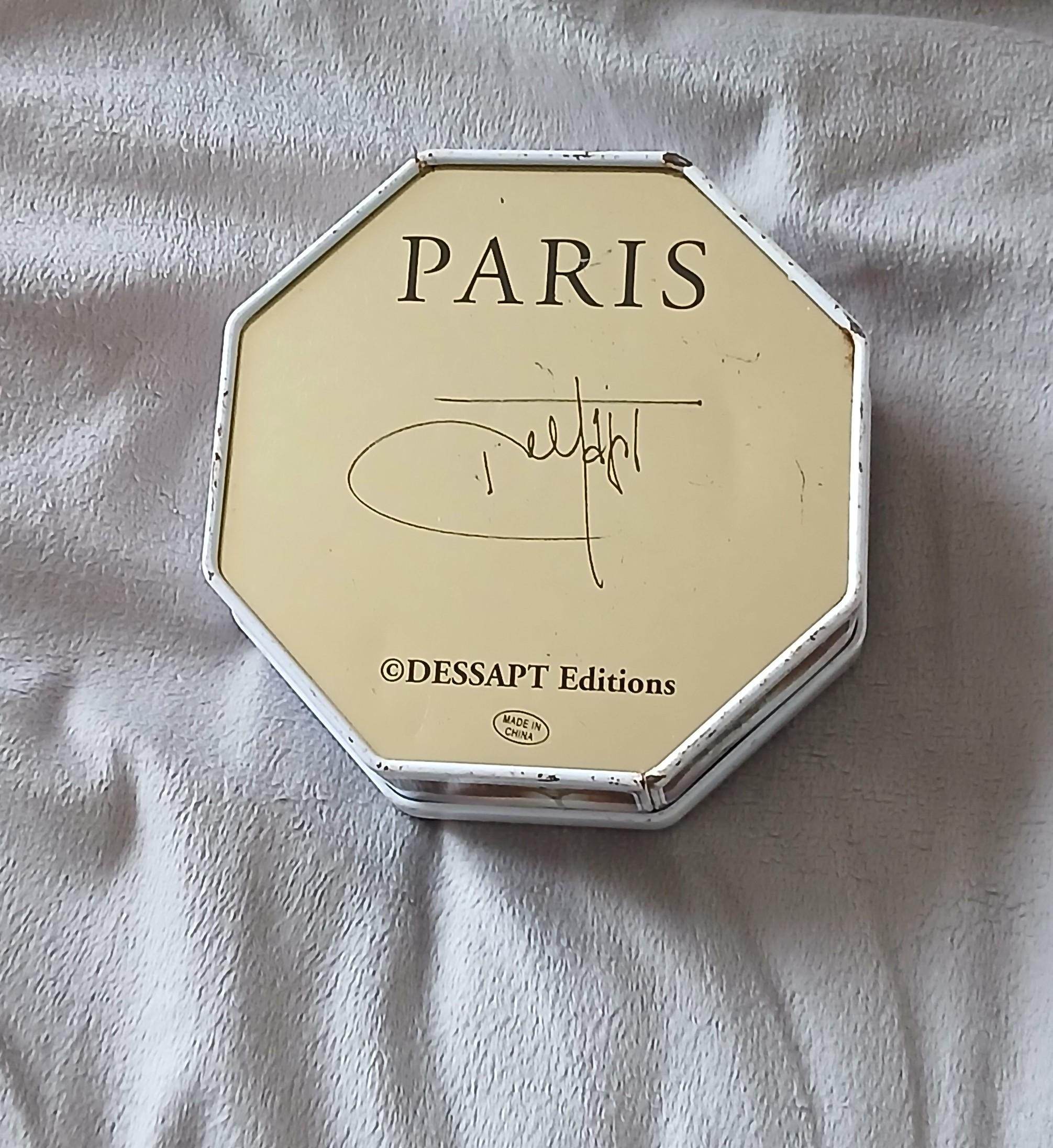 troc de troc une boîte en fer image 1