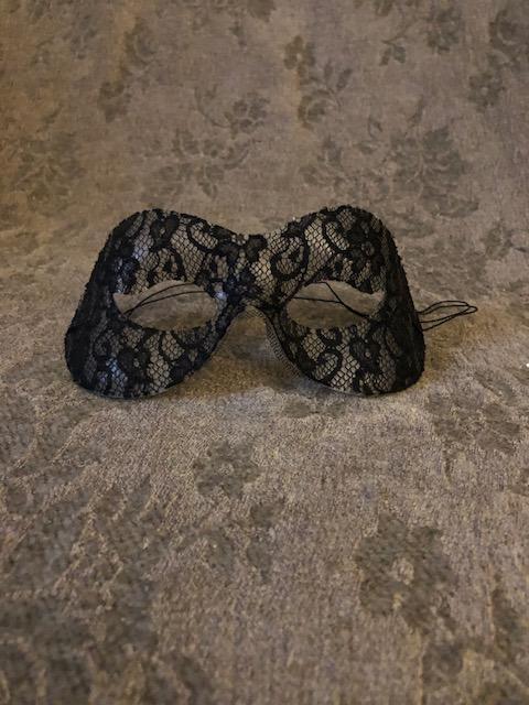 troc de troc masque loup plastique dentelle image 0