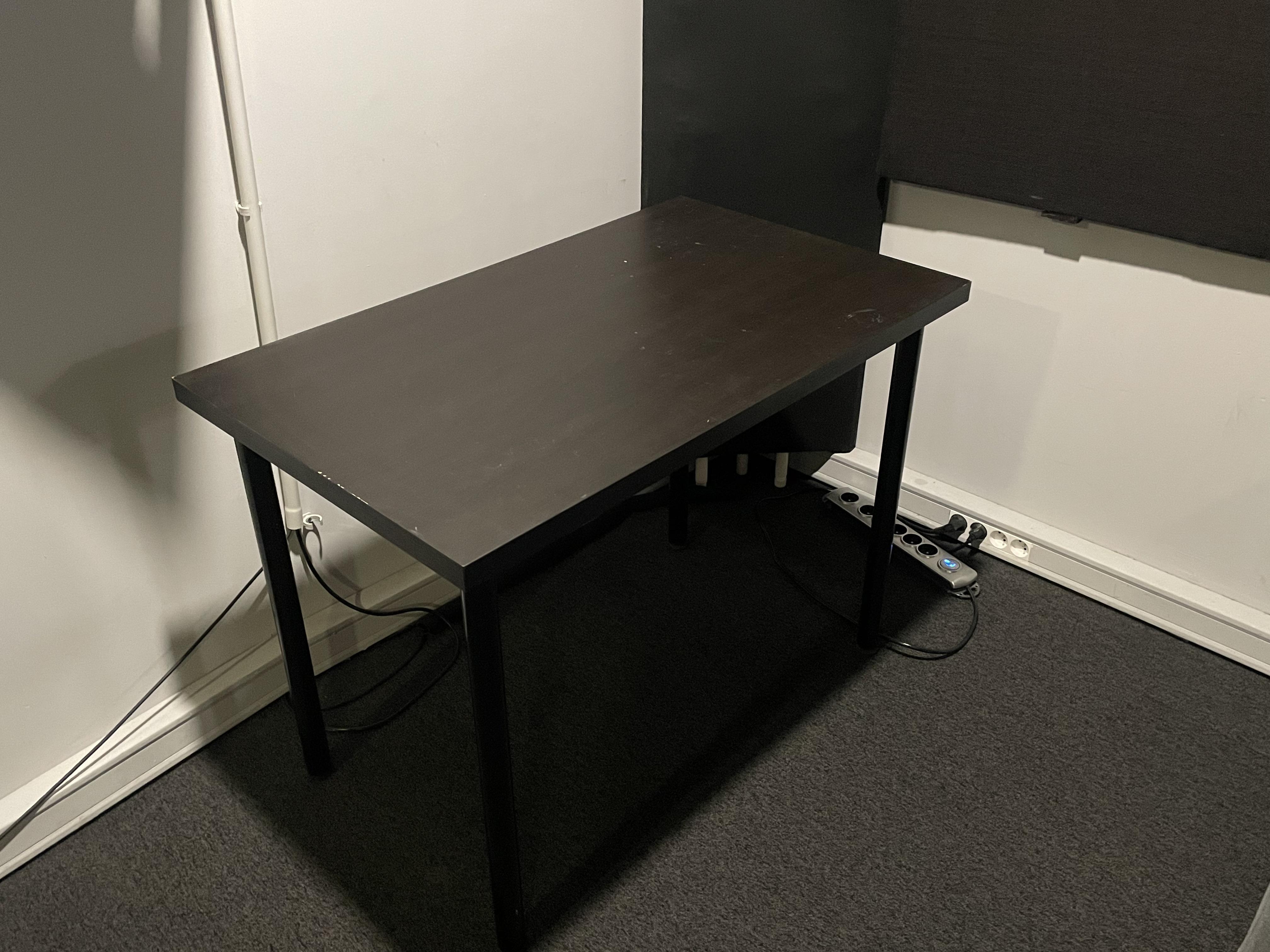 troc de troc bureau foncÉ en contreplaquÉ image 0